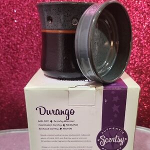 Scentsy Durango Mid-Size Warmer - Black and Brown